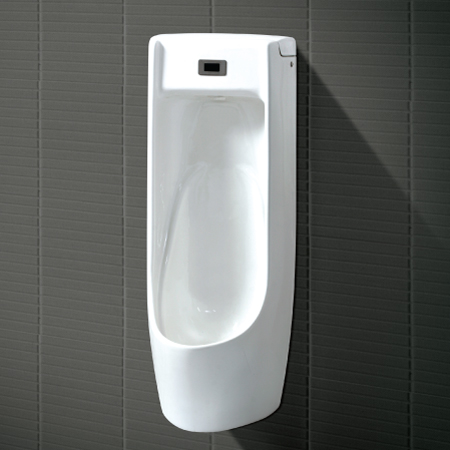 Bồn tiểu cảm ứng ứng dụng công nghệ xả tự động thông minh, giúp tiết kiệm nước tối đa, ngăn ngừa lây nhiễm vi khuẩn do không cần chạm và hạn chế mùi hôi vượt trội.