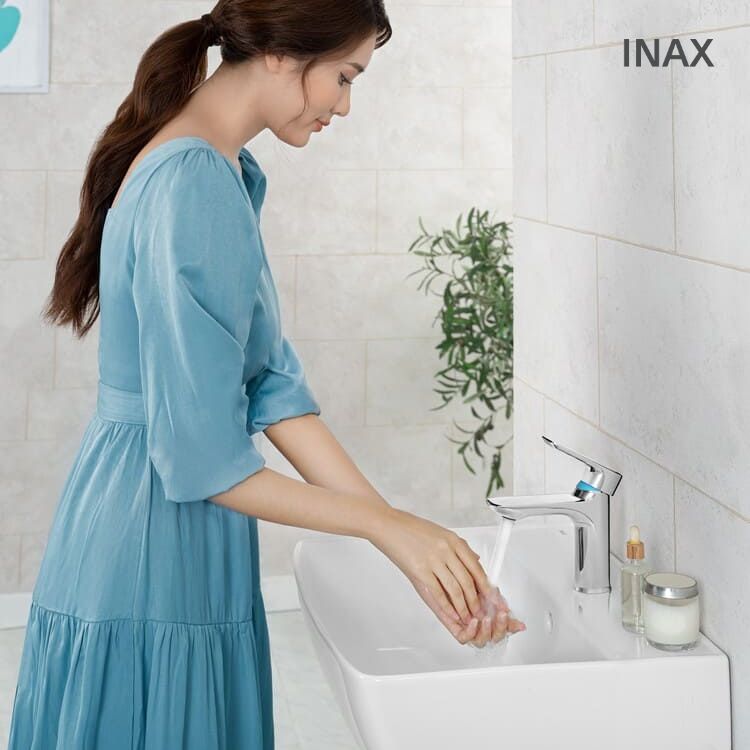 Việc vệ sinh đúng cách và bảo quản chậu dương bàn thường xuyên không chỉ giữ cho lớp men luôn sáng bóng mà còn kéo dài tuổi thọ, ngăn chặn vi khuẩn tích tụ ở các khe mép.