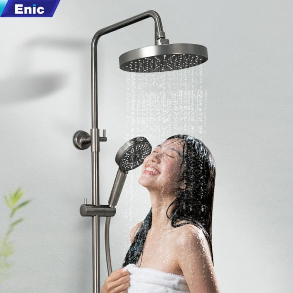 Sen ghép sở hữu tính thẩm mỹ cao và sự linh hoạt trong thiết kế, cho phép gia chủ tự do sáng tạo vị trí lắp đặt để định hình phong cách cá nhân độc đáo.