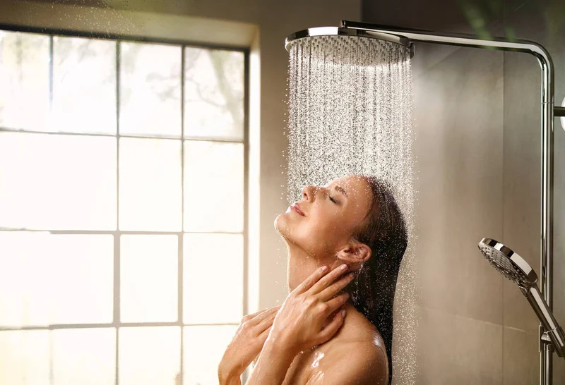 Sen cây mang đến trải nghiệm tắm đa dạng và thư giãn sâu nhờ các chế độ phun nước linh hoạt từ massage, phun mưa đến dòng chảy thác dòng dịu nhẹ.